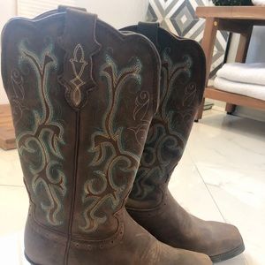 Justin Cowboy Boots